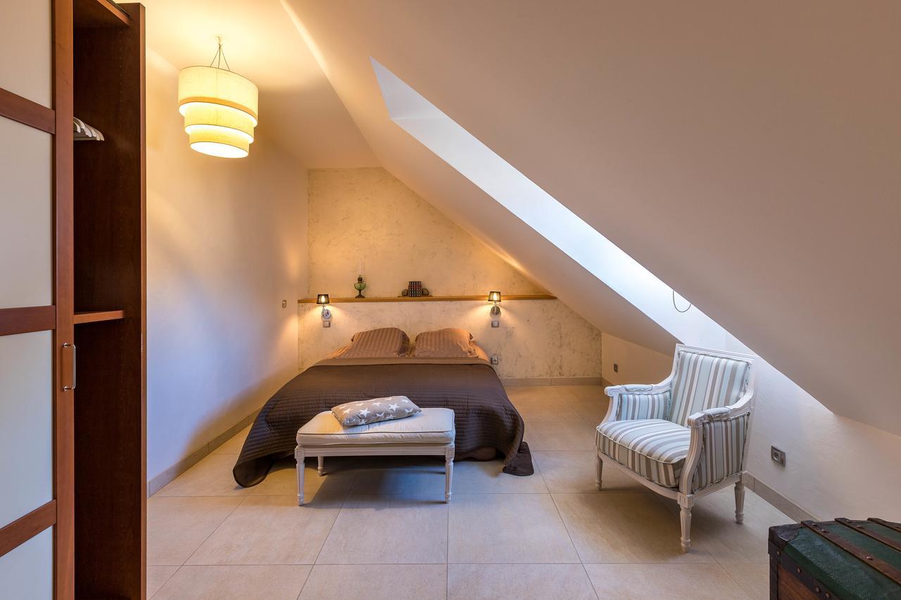 Le Rendez Vous De Vauban Gites & Spa Mont-Dauphin Exteriör bild